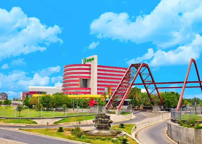 Inn -Parque FundidoraHotel Monterrey